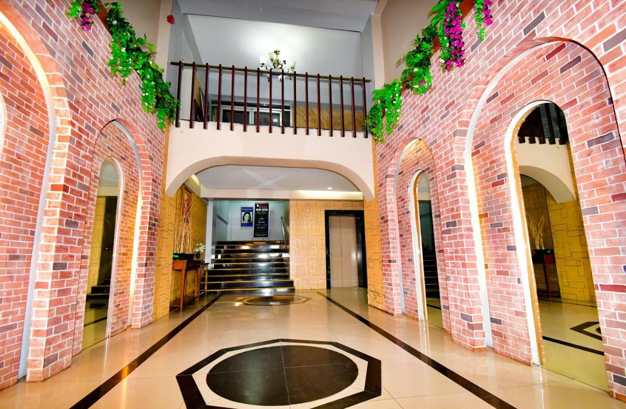 Casa Blanca Apartment Manila Exterior foto